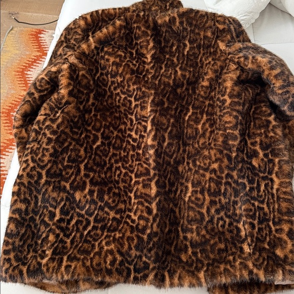 Like New Fab J CREW Faux Fur Leopard Coat XXS - Picture 3 of 7